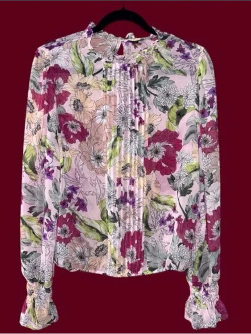 Beautiful Floral Guess Los Angeles Blouse Size XS
